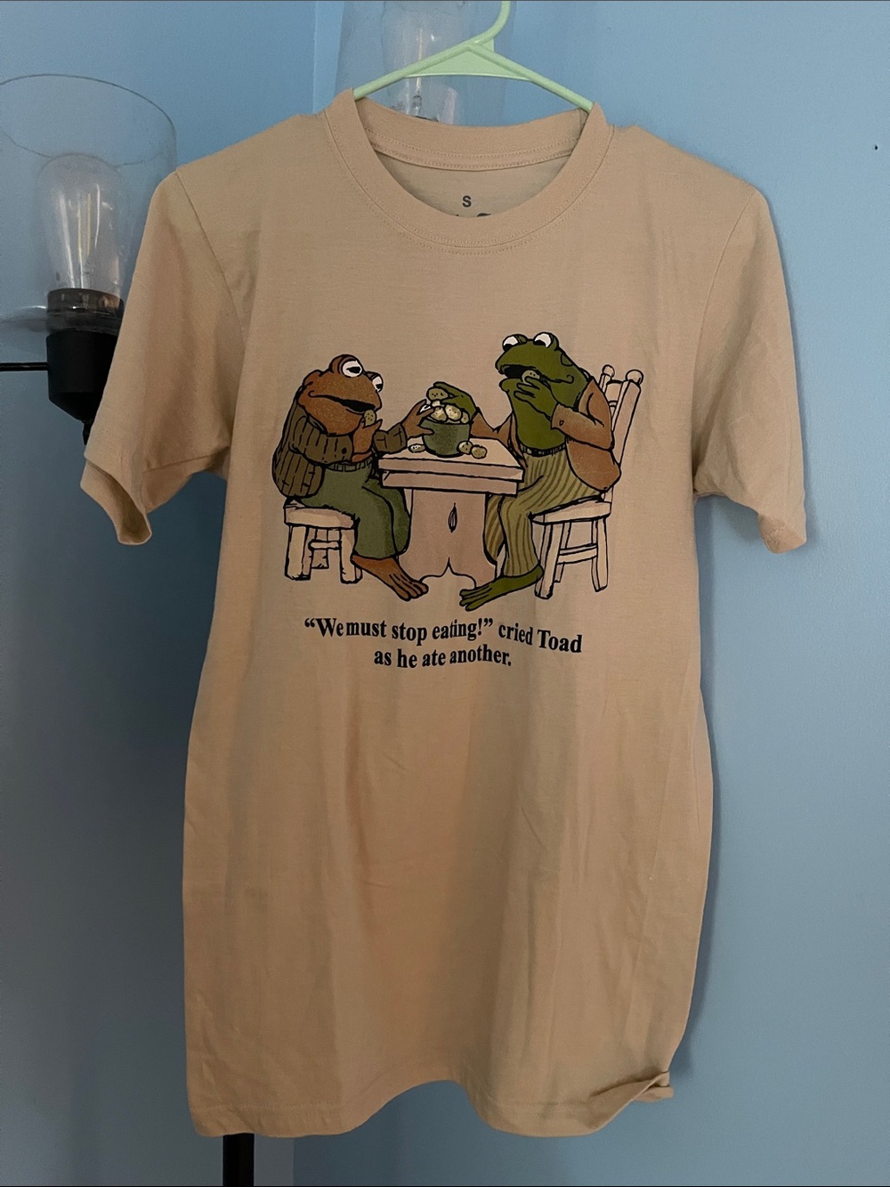 Classic Beige Graphic Tee with Frog Illustration